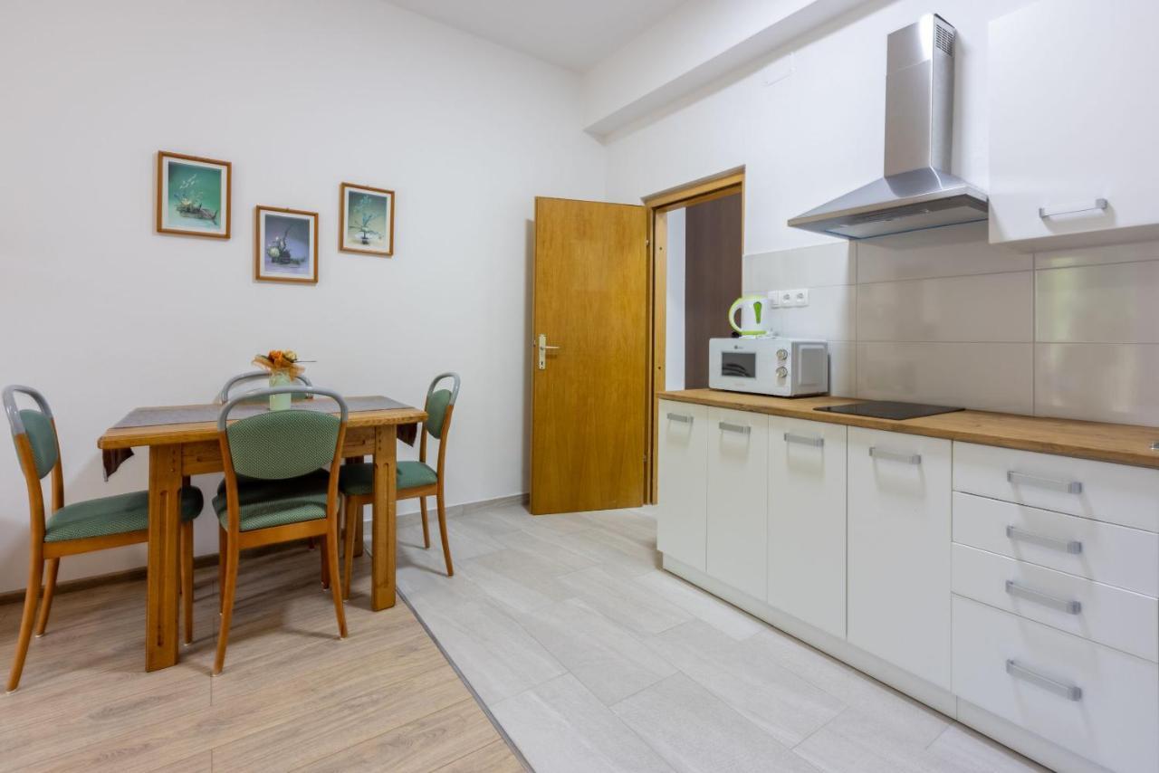 Apartments Ankica Цриквеница Экстерьер фото