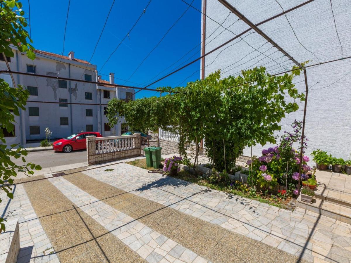 Apartments Ankica Цриквеница Экстерьер фото
